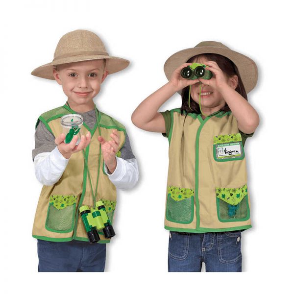 MELISSA & DOUG BACKYARD EXPLORER ROLE PLAY SET LCI4789
