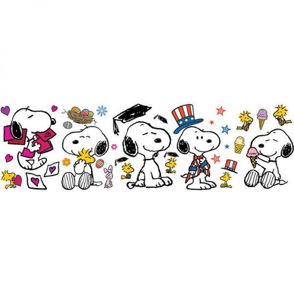 Eureka® Spring/Summer "Snoopy Pose" Bulletin Board Set